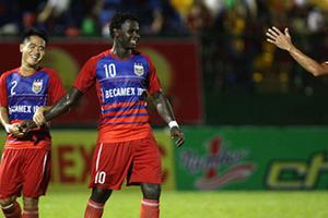 Cup BTV: B.Bình Dương ngược dòng đánh bại Bec Tero 3-1