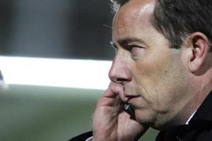 Từ chức vì bị cáo buộc tham nhũng