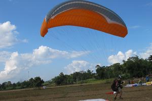 Khai mạc Giải Dù lượn mở rộng 2014 