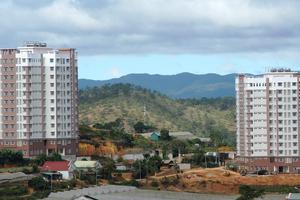 Kí túc xá nghìn tỷ xây xong chỉ để ngắm