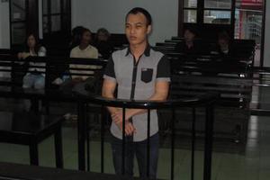 Lên mạng vờ mua hàng để chiếm đoạt tài sản