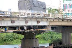 Đảm bảo tiến độ xây cầu Châu Ổ theo yêu cầu của Chính phủ 