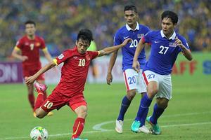 Thầy trò HLV Miura được thưởng nóng 3 tỷ đồng