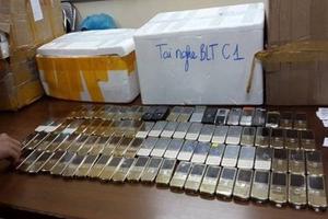 91 điện thoại nhái các thương hiệu nổi tiếng bị bắt giữ