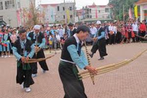  Khai thác hiệu quả loại hình du lịch cộng đồng