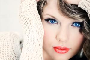 1989 của Taylor Swift là album bán chạy nhất 2014