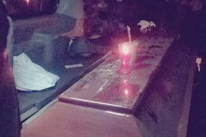 Đặt quan tài nghi can ở UBND xã đòi làm rõ nguyên nhân
