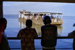 Chìm tàu tại Myanmar, 21 người chết, 47 người mất tích