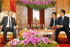 Thủ tướng Nguyễn Tấn Dũng tiếp cựu Thủ tướng Anh Tony Blair