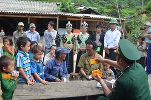 Người thầy thuốc mang quân hàm xanh