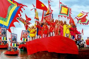 Lễ hội mùa xuân Côn Sơn - Kiếp Bạc 2015 đúng dịp kỷ niệm 50 năm ngày Bác Hồ về thăm Côn Sơn