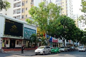 Giây phút sếp ngân hàng chĩa súng dọa bắn nữ nhân viên taxi