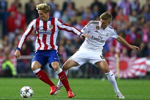 Kết quả loạt trận vòng tứ kết Champions League rạng sáng 15/4