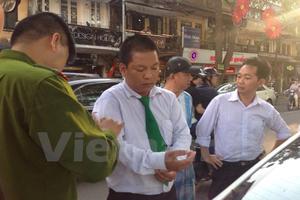 3 kiều nữ "hỗn chiến" với tài xế taxi ngay giữa trung tâm Hà Nội