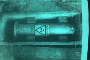 Phi vụ buôn phóng xạ: Rùng mình ôm 'thần chết'