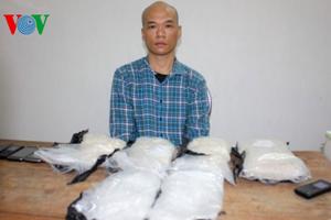 Bắt đối tượng người Trung Quốc vận chuyển 3kg ma túy vào Việt Nam