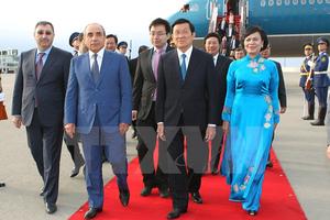 Chủ tịch nước bắt đầu chuyến thăm chính thức CH Azerbaijan