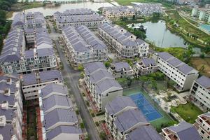 Luật kinh doanh bất động sản: Sự an toàn được đảm bảo bằng "giá"