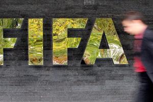 Nóng: Hàng loạt quan chức FIFA bị bắt vì tội tham nhũng