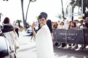 Lý Nhã Kỳ: “Bước trên thảm đỏ Cannes, tôi thấy thiệt thòi cho nghệ sĩ Việt…”
