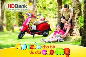 HDBank tặng nón bảo hiểm cho trẻ khi tham gia giao thông