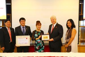 HDBank nhận giải “Tăng trưởng tốt tài trợ thương mại Quý I/2015”