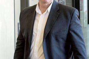 Cựu Thị trưởng TP Boisbriand phủ nhận hành vi tham nhũng