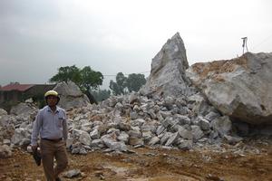 Có “bảo kê” cho “đá tặc” lộng hành?