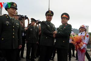 Bộ trưởng Quốc phòng hai nước Việt- Trung gặp nhau tại biên giới