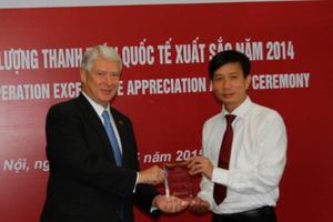 Agribank nhận giải Chất lượng Thanh toán xuất sắc năm 2014 của Wells Fargo Bank 