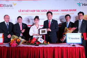 HDBank ký kết hợp tác với Hana Bank