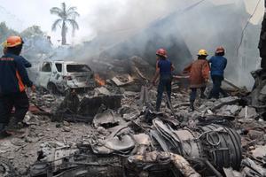 Máy bay Indonesia rơi: Khả năng không ai sống sót trong cả 113 người