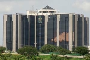Nigeria bắt giữ hơn 20 quan chức ngân hàng vì cáo buộc tham nhũng