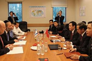 Trưởng Ban Kinh tế Trung ương thăm và làm việc tại Israel