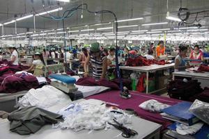 Kinh tế tiếp tục tăng trưởng khá