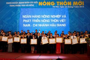 Agribank đồng hành “tôn vinh doanh nghiệp, doanh nhân tiêu biểu trong xây dựng nông thôn mới”
