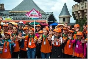 “Búp Sen Hồng” hào hứng khám phá Bà Nà Hills