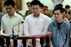 Tây Ninh: Ba công an xã lãnh án 22 năm tù về hành vi “bảo kê"