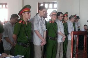 Vụ quan tài diễu phố: VKS bác bỏ việc kêu oan