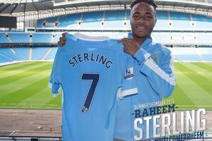 Cầu thủ đắt giá nhất nước Anh sẽ theo Man City tới Việt Nam