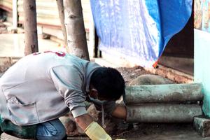 Thu giữ nhiều mẫu vật quanh biệt thự 6 người bị thảm sát
