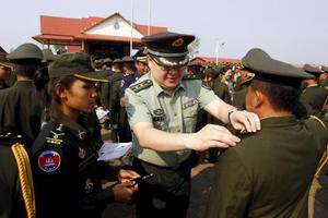 Bên trong học viện quân sự do Trung Quốc tài trợ ở Campuchia