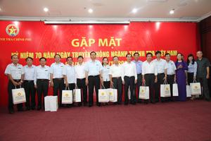 Gặp mặt nhân dịp 70 năm thành lập ngành