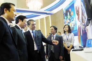 Tổng Cty VNPT VinaPhone chính thức ra mắt