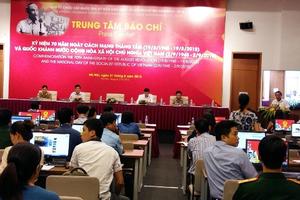 Ra mắt Trung tâm Báo chí phục vụ tuyên truyền 70 năm Cách mạng tháng Tám và Quốc khánh 2/9