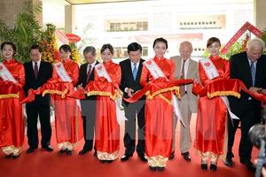 Chủ tịch nước dự khánh thành Khu kỹ thuật Viện Tim TP.HCM