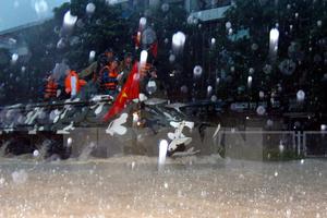 Mưa lũ diễn biến phức tạp ở Bắc bộ, nguy cơ lũ quét sạt lở đất