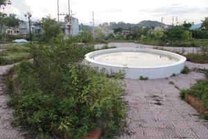 Nhiều công viên tiền tỷ bị bỏ hoang
