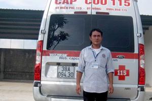Thuê xe cấp cứu vượt hơn 350 km ra Hà Nội nộp hồ sơ đại học