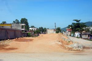 Vì sao D.A nâng cấp, mở rộng Quốc lộ 1A chậm tiến độ?